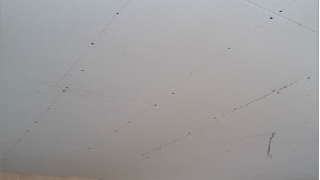 Plastering ceiling
